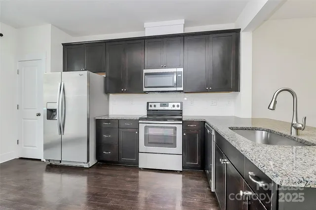 $1,775 | 2564 Tranquil Oak Place, Charlotte, NC 28206