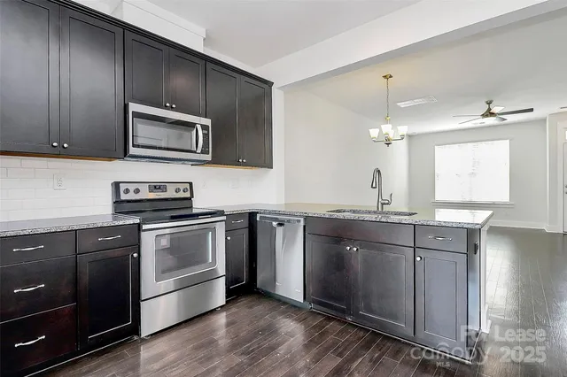 $1,775 | 2564 Tranquil Oak Place, Charlotte, NC 28206