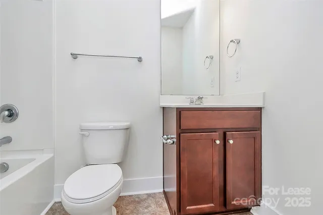 $1,775 | 2564 Tranquil Oak Place, Charlotte, NC 28206