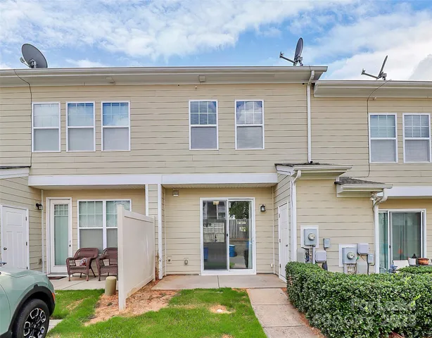 $1,775 | 2564 Tranquil Oak Place, Charlotte, NC 28206