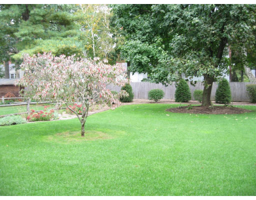 129 Burbank Road Longmeadow, MA 01106 - Photo 18 of 20