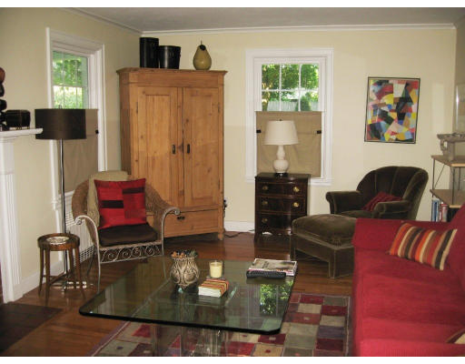 129 Burbank Road Longmeadow, MA 01106 - Photo 6 of 20