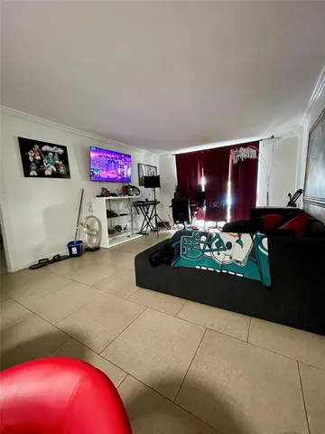 $174,000 | 494 Northwest 165th Street, Unit C108, Miami, FL 33169