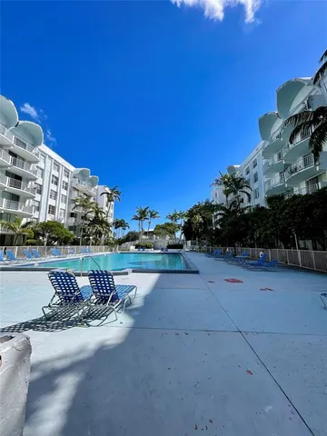 $174,000 | 494 Northwest 165th Street, Unit C108, Miami, FL 33169