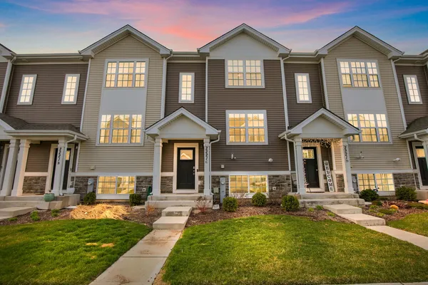 $269,900 | 2221 Sassafras Way, Unit C, Wonder Lake, IL 60097