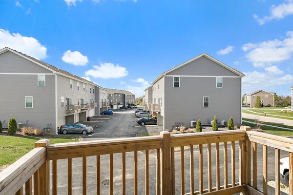 $269,900 | 2221 Sassafras Way, Unit C, Wonder Lake, IL 60097