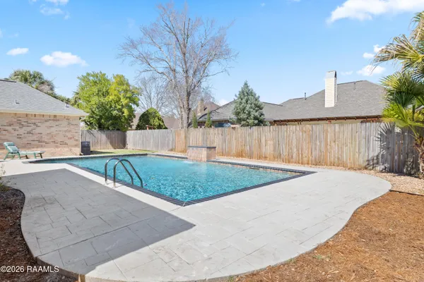 $439,900 | 203 Hamlet Lane, Lafayette, LA 70508