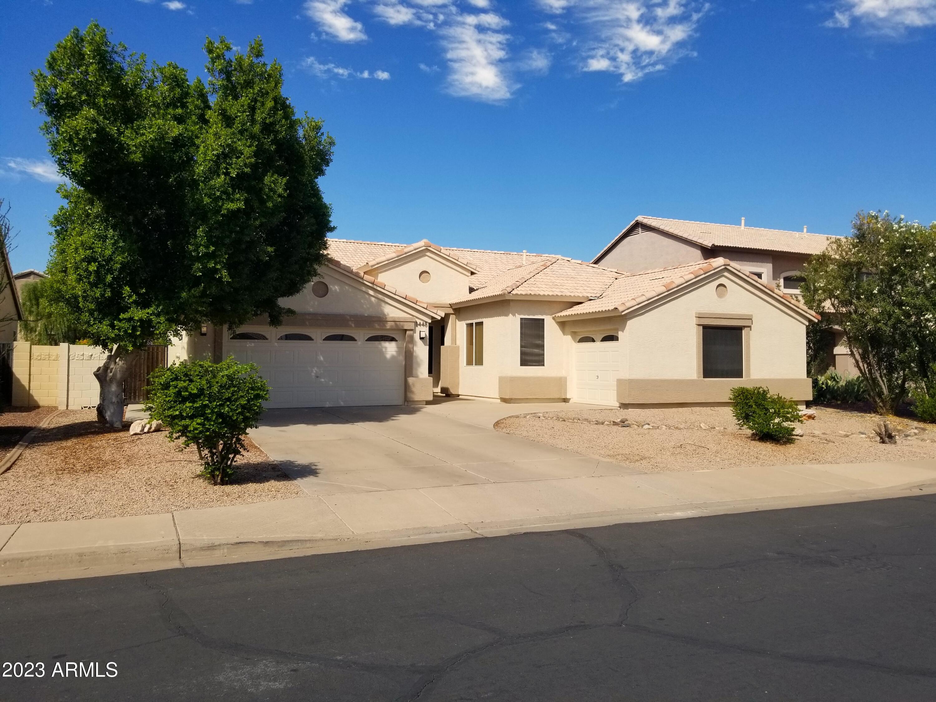 1448 North Rochester Drive Gilbert, AZ 85234 - Photo 1 of 48 20230928_101116_a