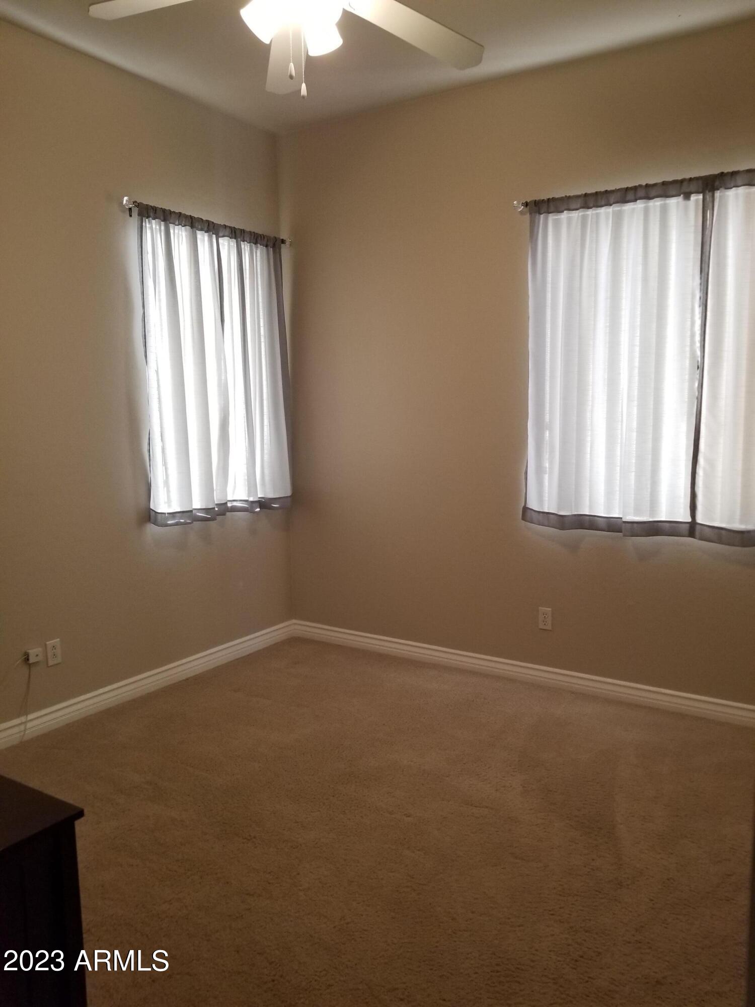 1448 North Rochester Drive Gilbert, AZ 85234 - Photo 36 of 48 20231003_073300