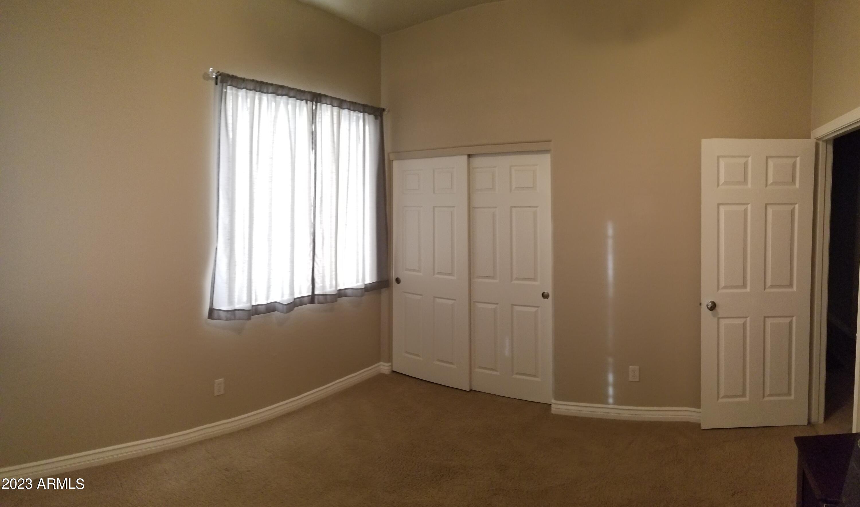 1448 North Rochester Drive Gilbert, AZ 85234 - Photo 37 of 48 20231003_073336