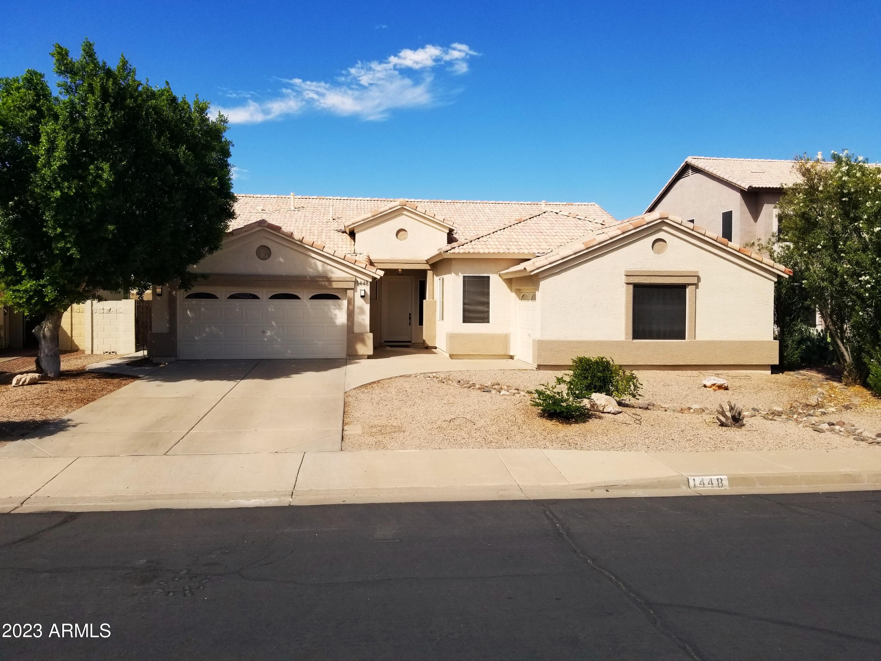 1448 North Rochester Drive Gilbert, AZ 85234 - Photo 6 of 48 20230928_101809_a