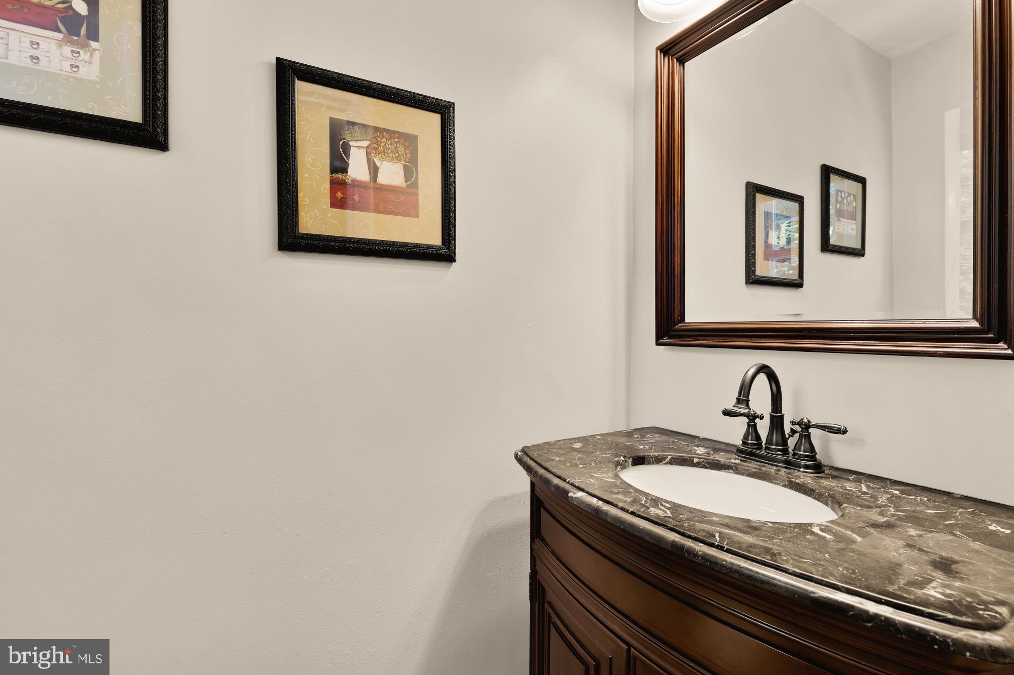 6405 Redwing Road Bethesda, MD 20817 - Photo 21 of 50 half bath