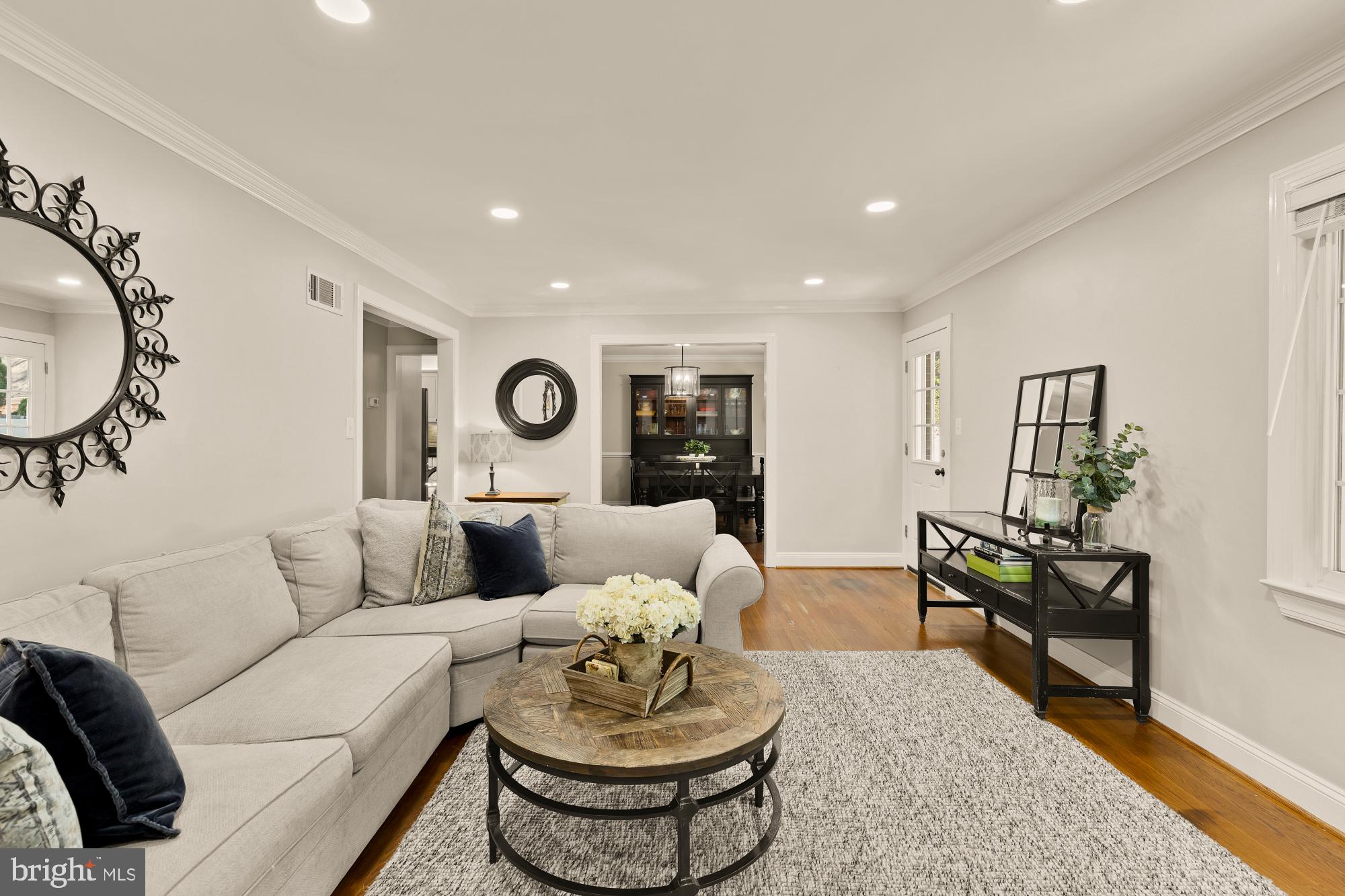 6405 Redwing Road Bethesda, MD 20817 - Photo 7 of 50