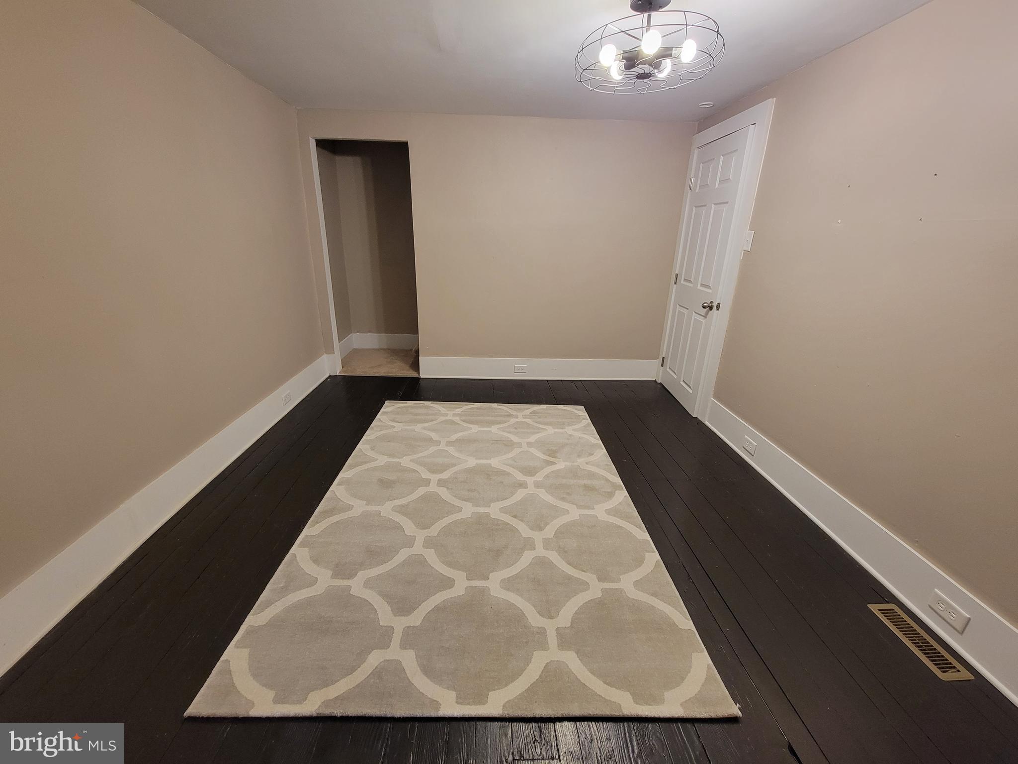 318 Ridgeway Street Gloucester City, NJ 08030 - Photo 15 of 22 Bedroom 2 View 3