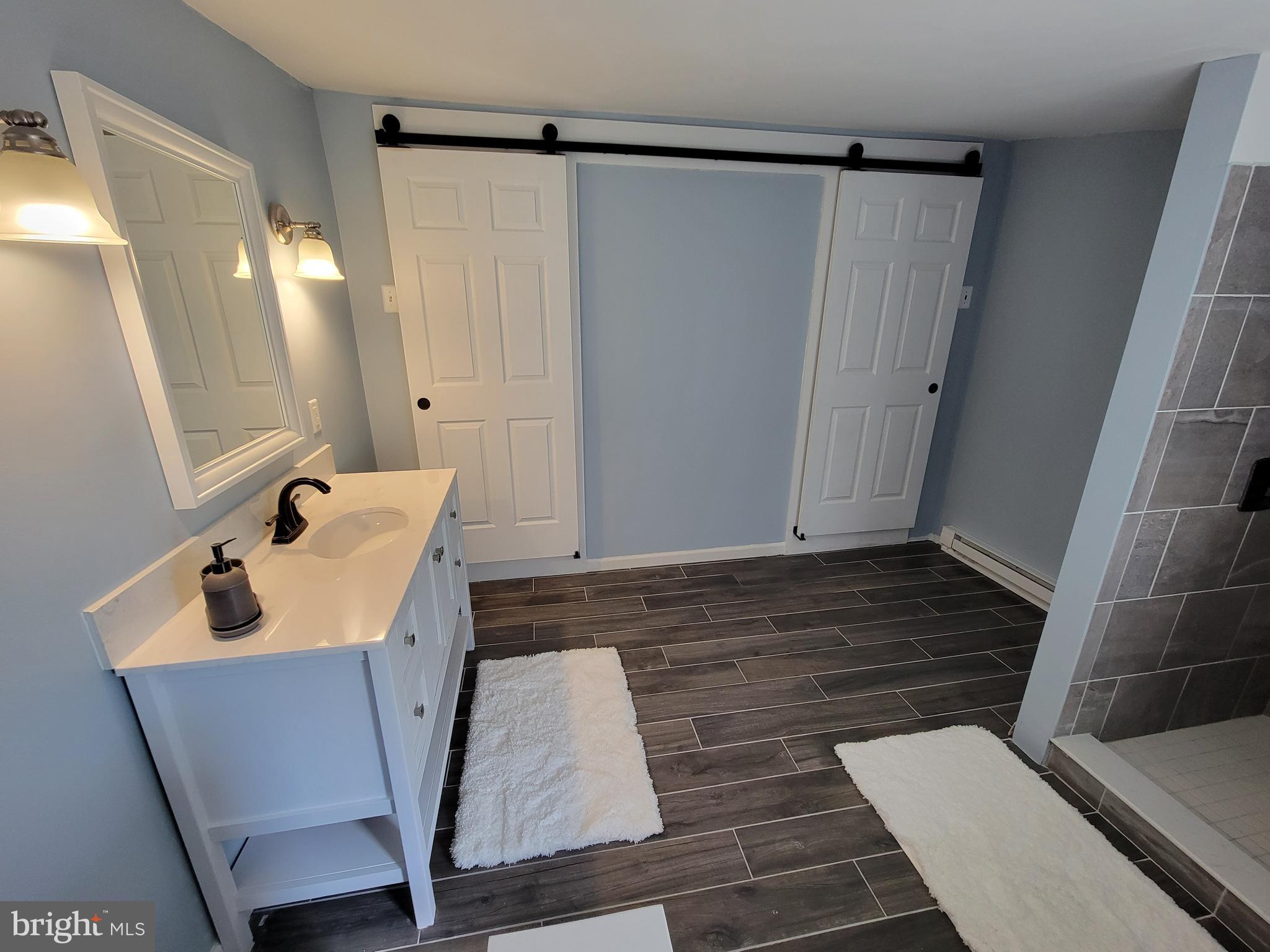 318 Ridgeway Street Gloucester City, NJ 08030 - Photo 18 of 22 Bathroom View 3
