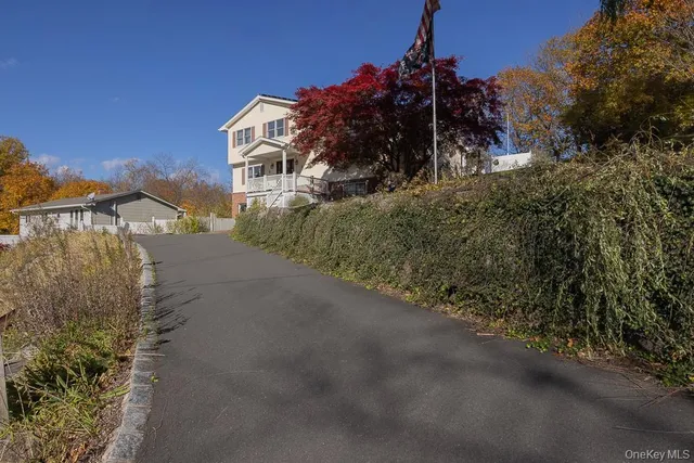 $750,000 | 9 Georgian Drive, Stony Point, NY 10980