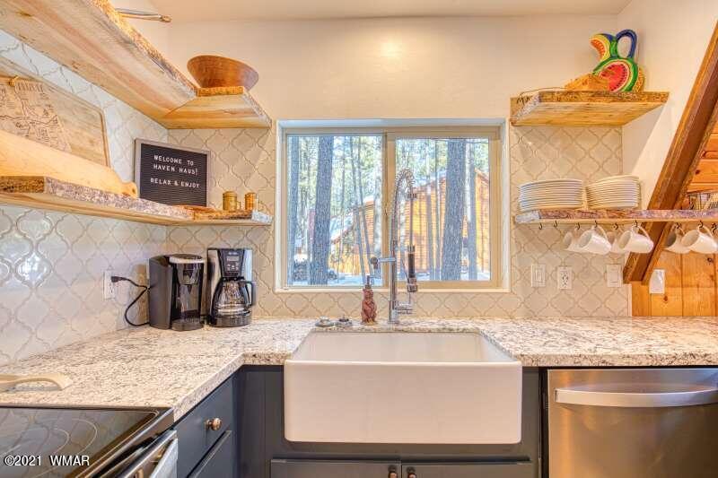 7366 Buck Springs Road Pinetop, AZ 85935 - Photo 8 of 35 Gallery Image 8