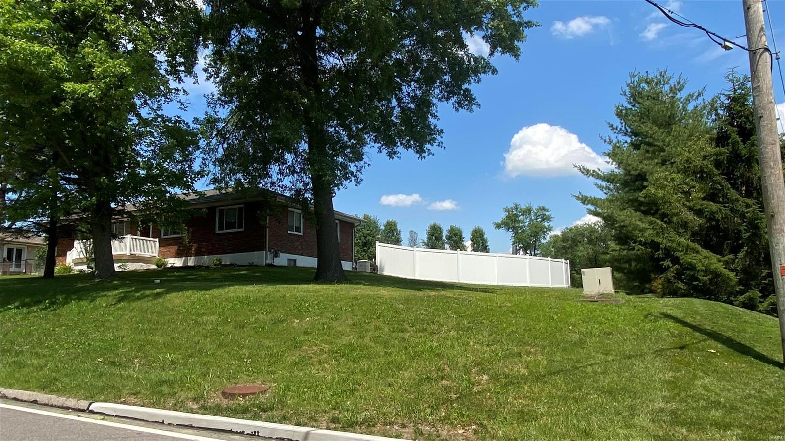 4340 Ringer Road St. Louis, MO 63129 - Photo 3 of 31 Gallery Image 3