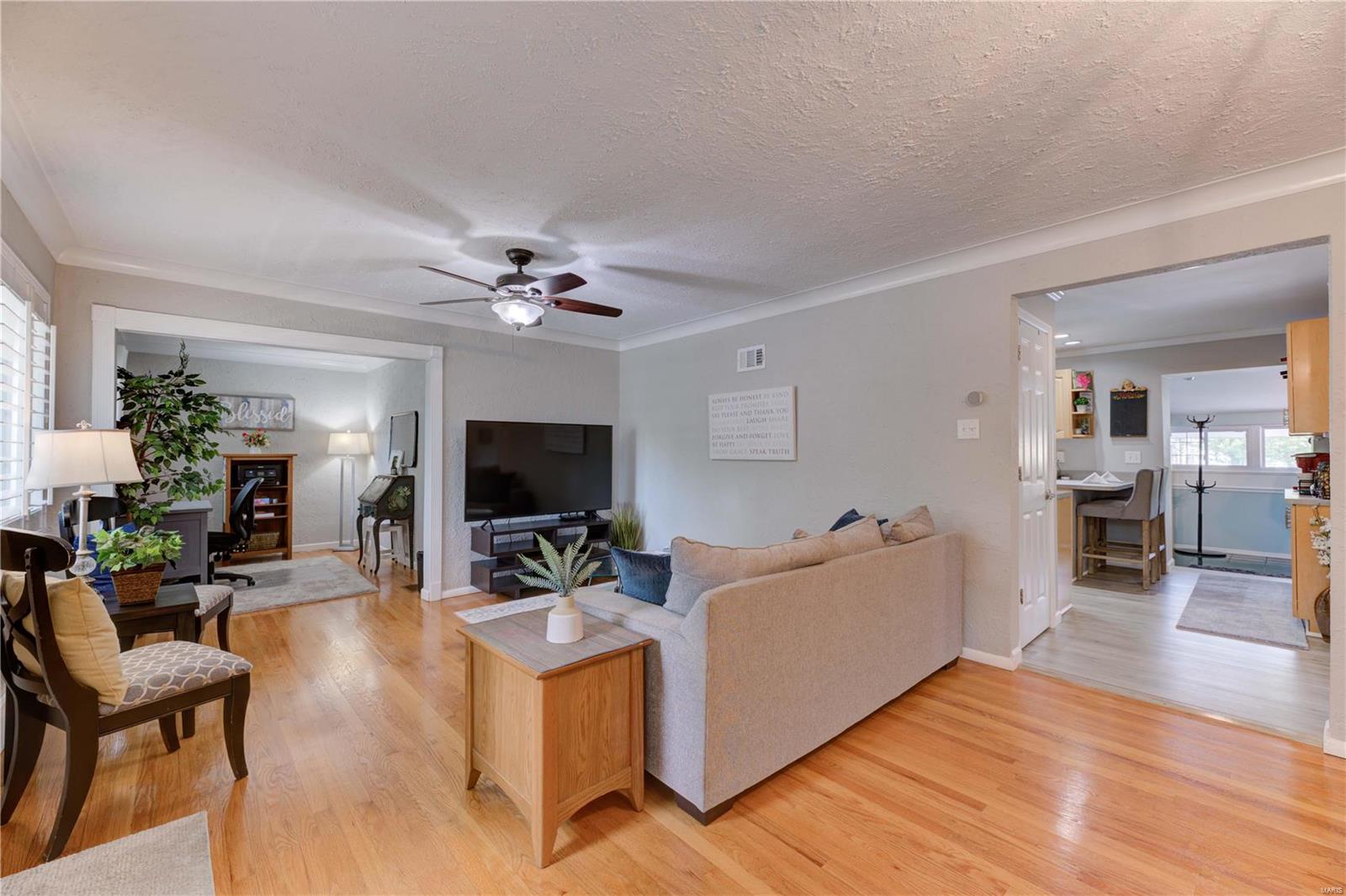 4340 Ringer Road St. Louis, MO 63129 - Photo 5 of 31 Gallery Image 5