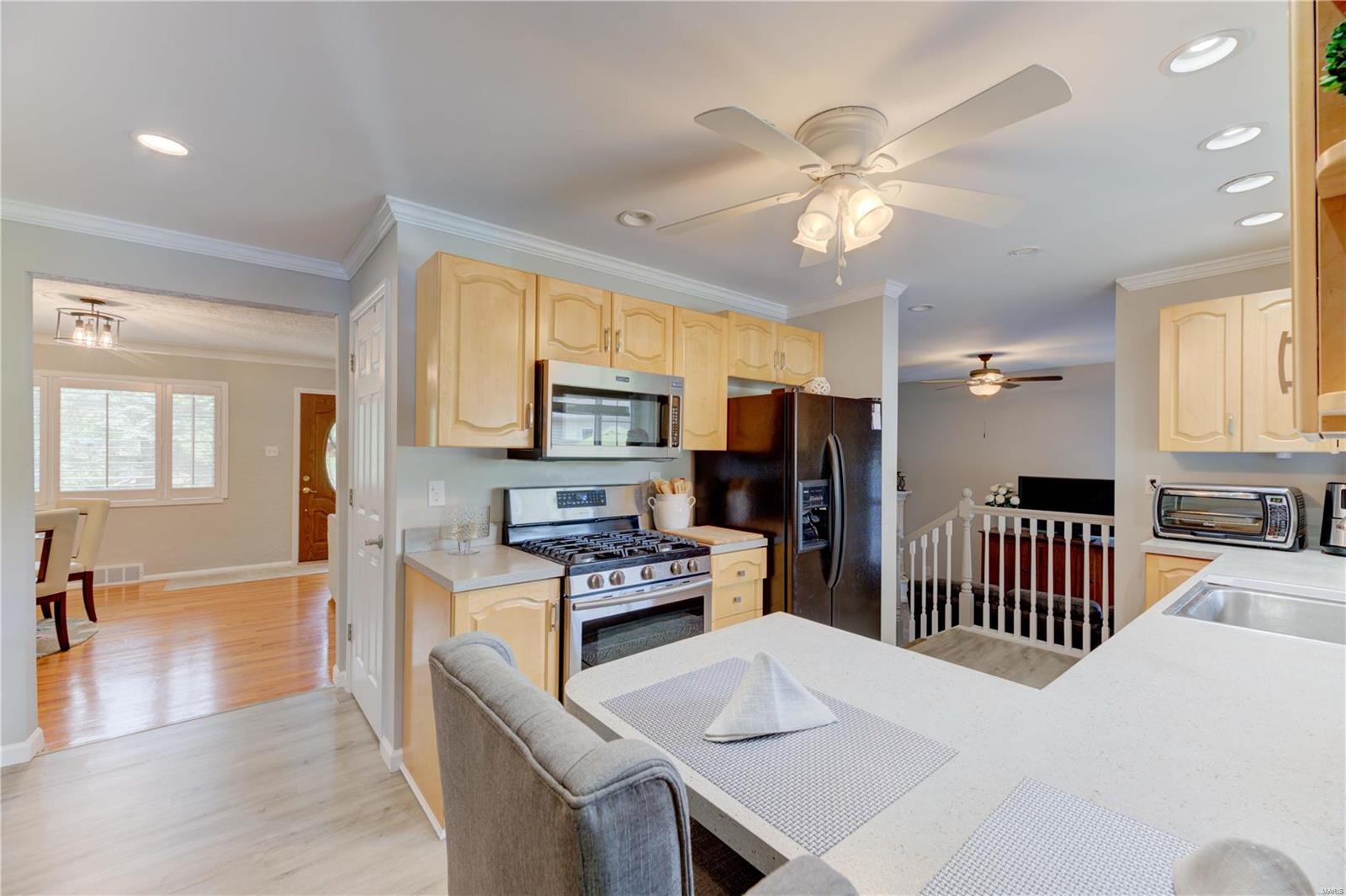 4340 Ringer Road St. Louis, MO 63129 - Photo 8 of 31 Gallery Image 8