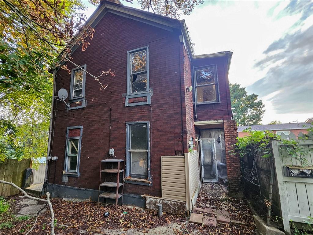 3740 Frazier Street Pittsburgh, PA 15213 - Photo 2 of 18 Gallery Image 2