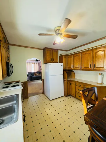 $169,900 | 151 Draco Avenue East, Cosmos, MN 56228