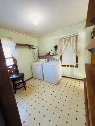 $169,900 | 151 Draco Avenue East, Cosmos, MN 56228