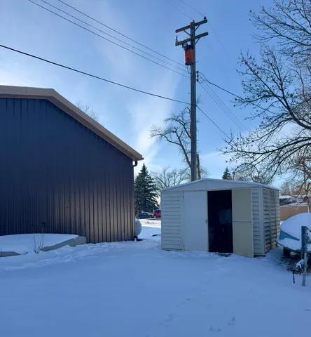 $169,900 | 151 Draco Avenue East, Cosmos, MN 56228