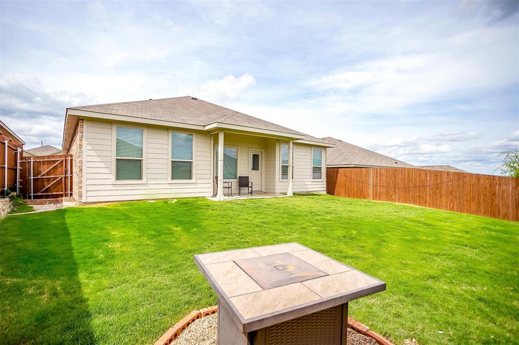 9721 Cherryville Road Fort Worth, TX 76108 - Photo 17 of 23 Great back yard for kids and pets!