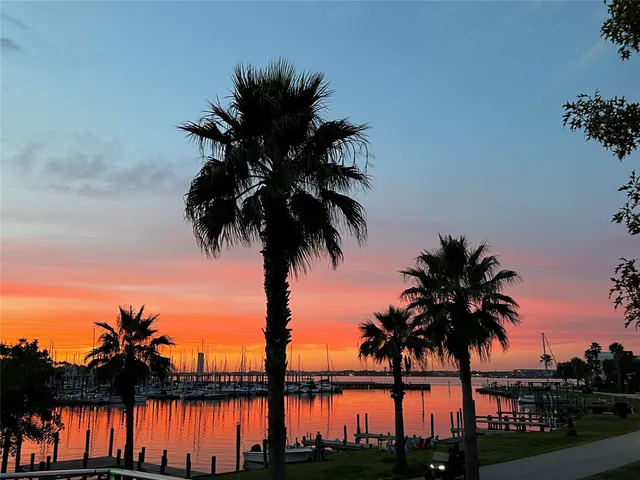 $1,250,000 | 531 West Shore Drive, Clear Lake Shores, TX 77565