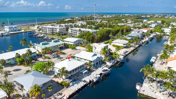 $2,500,000 | 141 El Capitan Drive, Islamorada, FL 33036