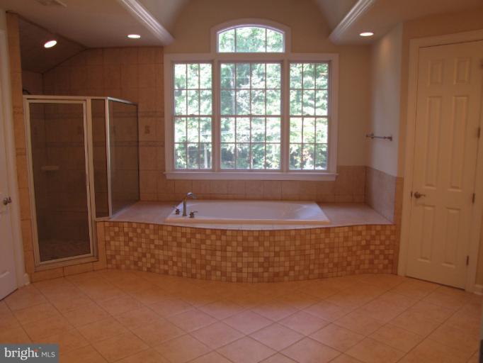 4009 Hummer Road Annandale, VA 22003 - Photo 13 of 23 Bath (Master)