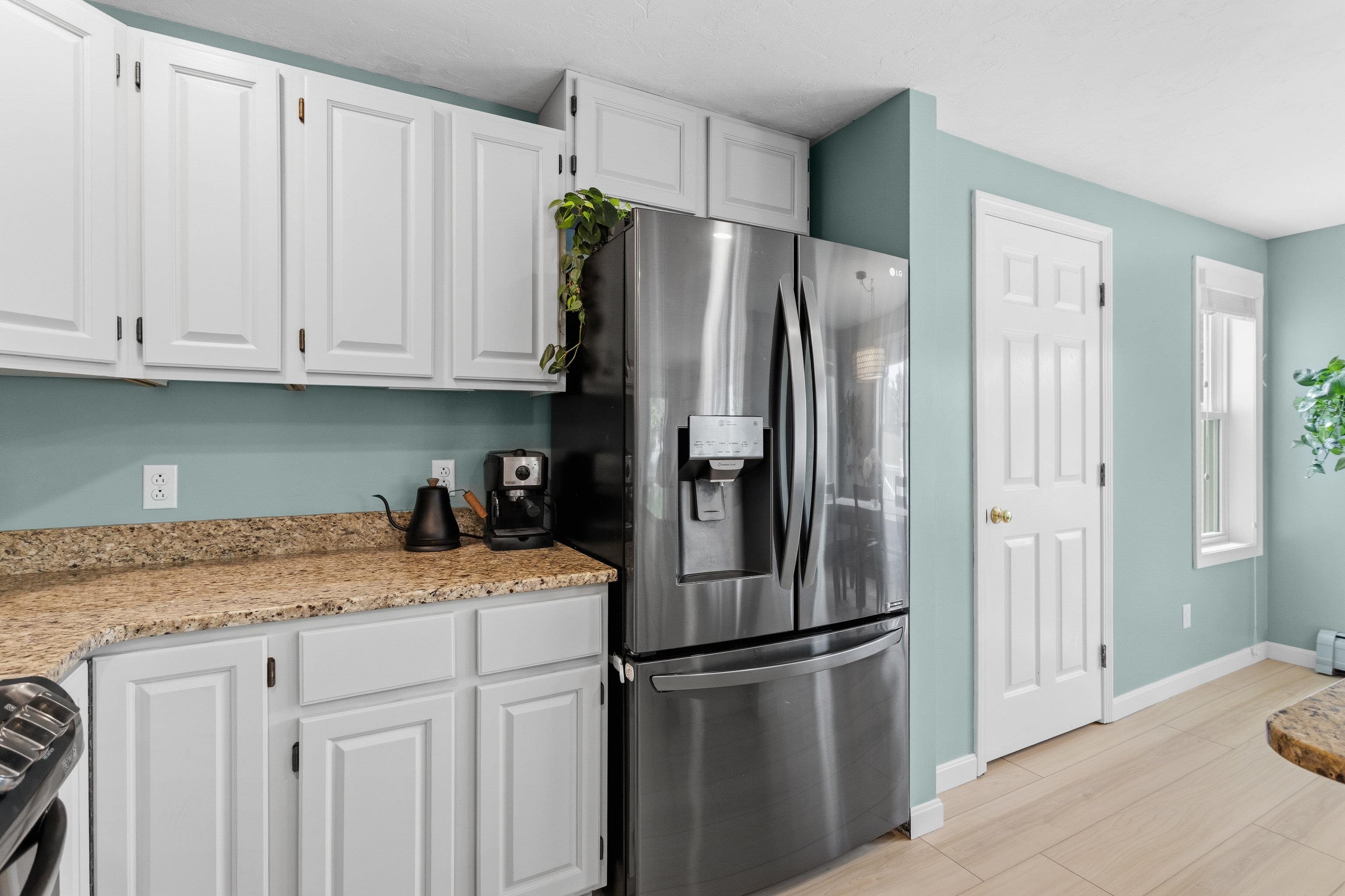1 Bartlett Road Stratham, NH 03885 - Photo 23 of 60