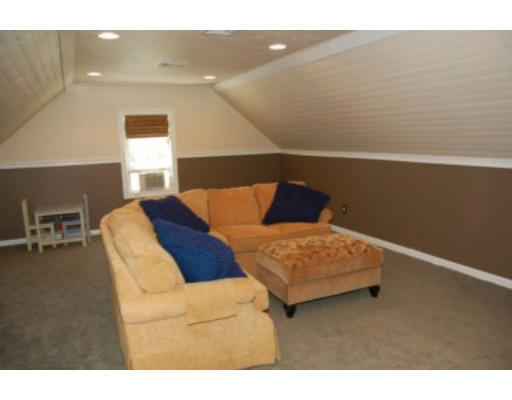 6 Gardner Road Norton, MA 02766 - Photo 22 of 28 Gallery Image 22