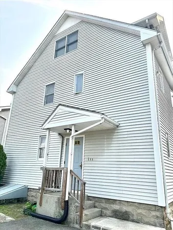 $525,000 | 890-892 St James Avenue, Springfield, MA 01104