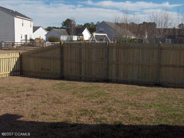 208 Foxhall Road Newport, NC 28570 - Photo 14 of 14 Privacy Fence