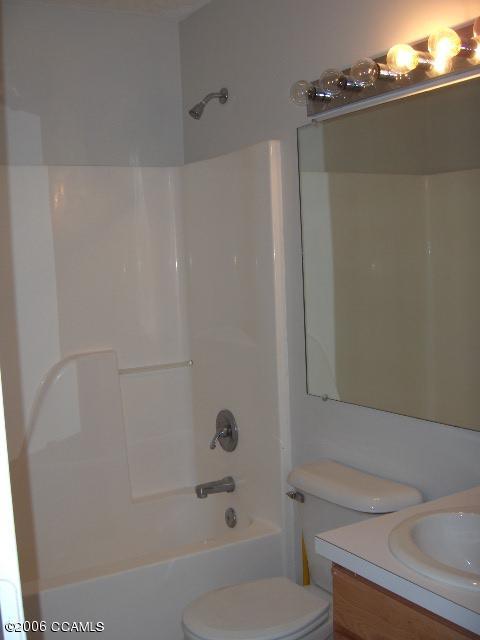 208 Foxhall Road Newport, NC 28570 - Photo 8 of 14 Main Bath