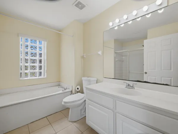 $3,200 | 17770 93rd Road North, The Acreage, FL 33470