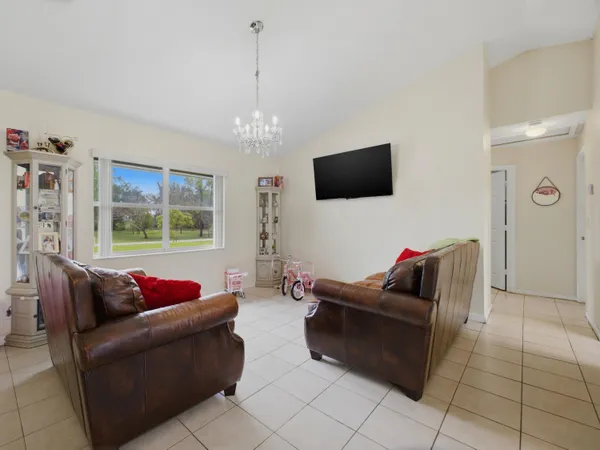 $3,200 | 17770 93rd Road North, The Acreage, FL 33470