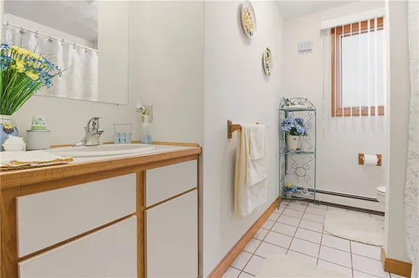 $585,000 | 8 Birchwood Drive, Bristol, RI 02809