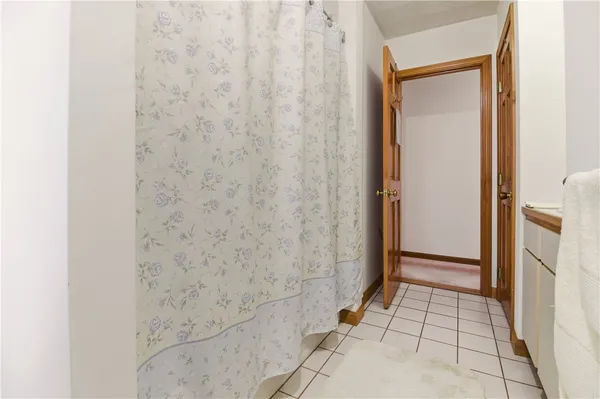$585,000 | 8 Birchwood Drive, Bristol, RI 02809