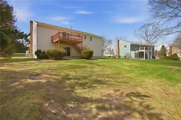 $585,000 | 8 Birchwood Drive, Bristol, RI 02809
