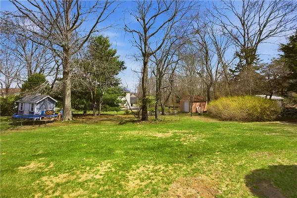 $585,000 | 8 Birchwood Drive, Bristol, RI 02809