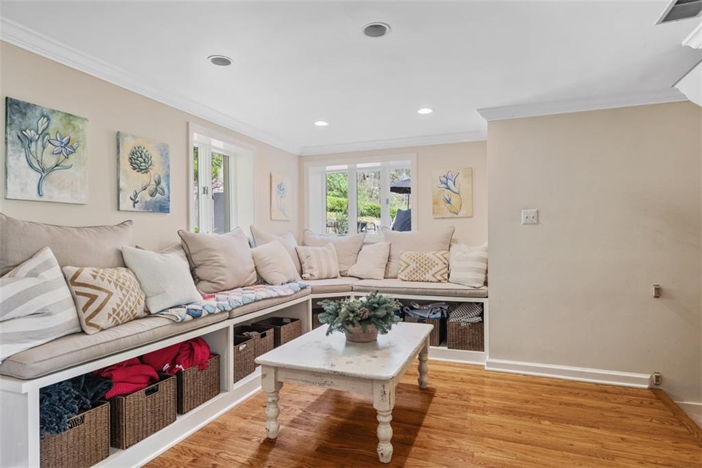 301 Hampton Road Pittsburgh, PA 15215 - Photo 22 of 47 Gallery Image 22