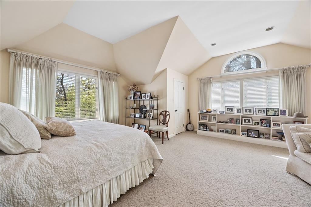 301 Hampton Road Pittsburgh, PA 15215 - Photo 27 of 47 Gallery Image 27
