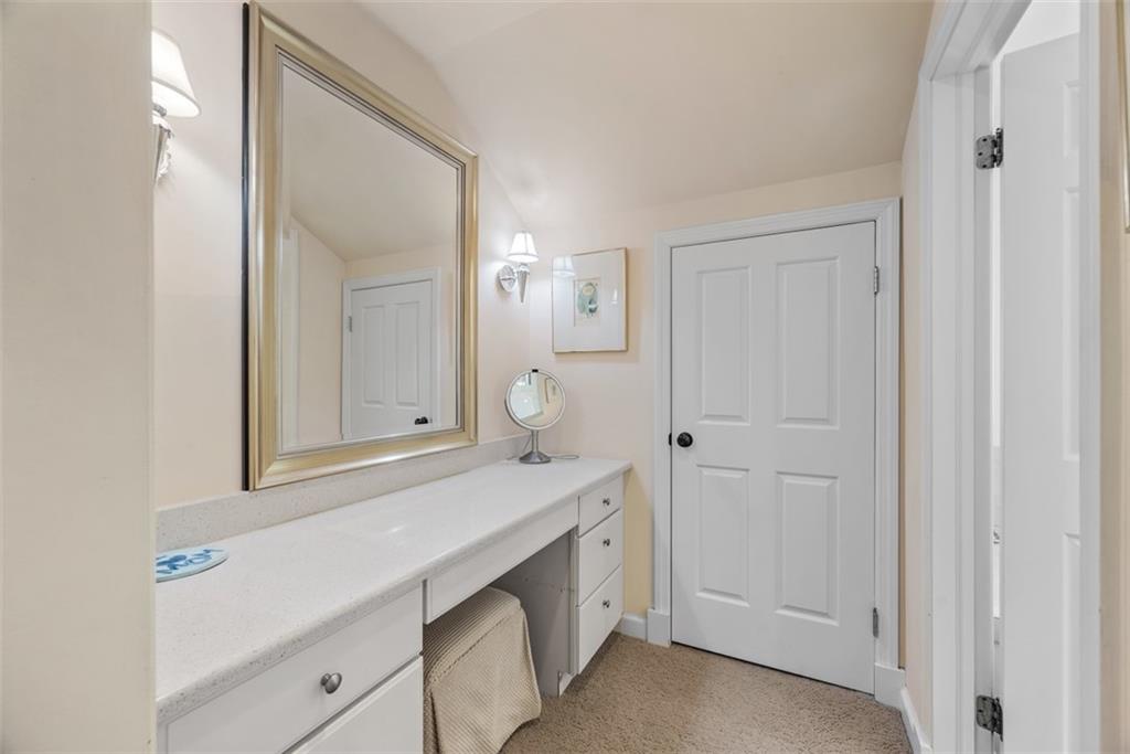 301 Hampton Road Pittsburgh, PA 15215 - Photo 32 of 47 Gallery Image 32