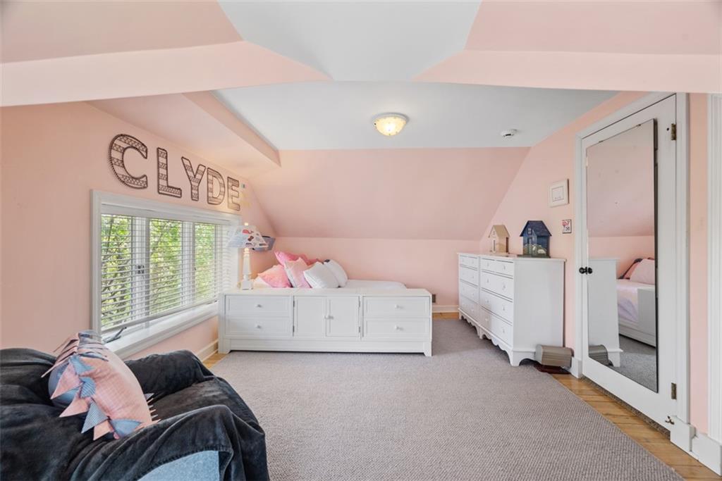 301 Hampton Road Pittsburgh, PA 15215 - Photo 34 of 47 Gallery Image 34