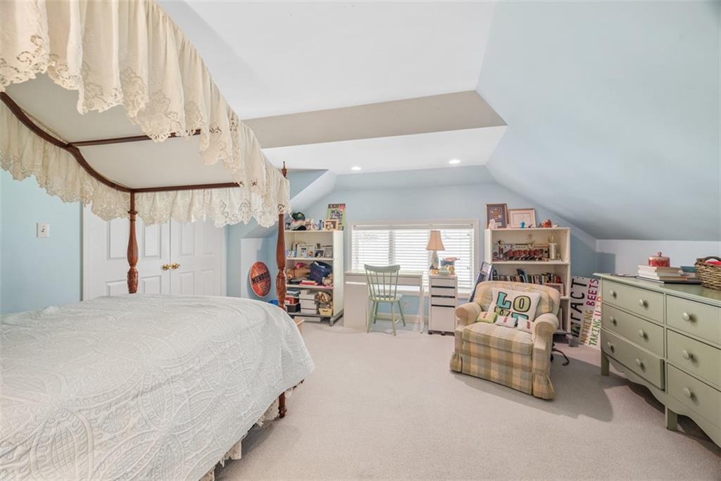 301 Hampton Road Pittsburgh, PA 15215 - Photo 36 of 47 Gallery Image 36