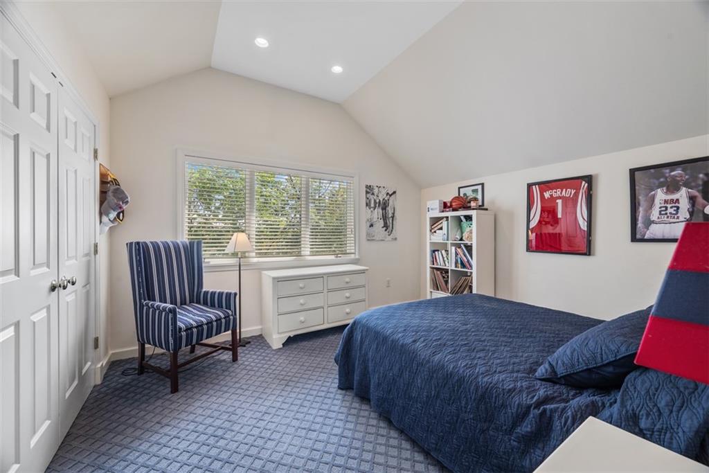 301 Hampton Road Pittsburgh, PA 15215 - Photo 37 of 47 Gallery Image 37