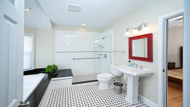 $354,900 | 323 West Washington Street, West Chicago, IL 60185